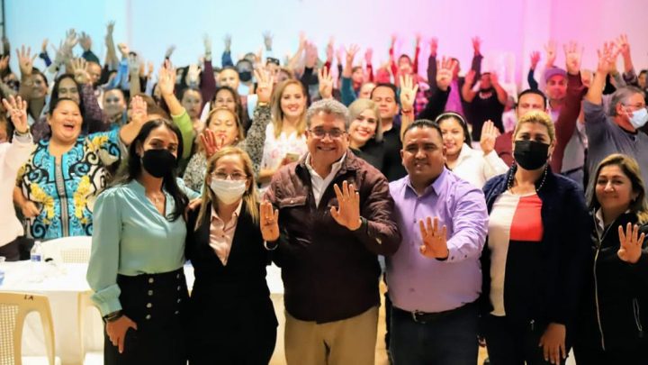 Estructura de «Servir es vivir», respaldan el trabajo de Armando Martínez Manríquez