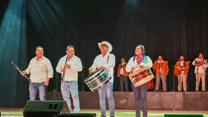 Disfrutan Tampiqueños Interesante Programa Cultural en el Metro
