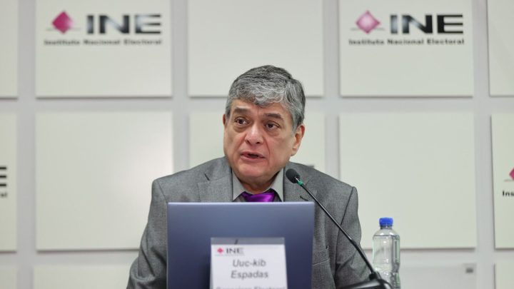 Necesaria, una rectificación sobre el desarrollo en México del derecho electoral: Consejero Uuc-kib Espadas