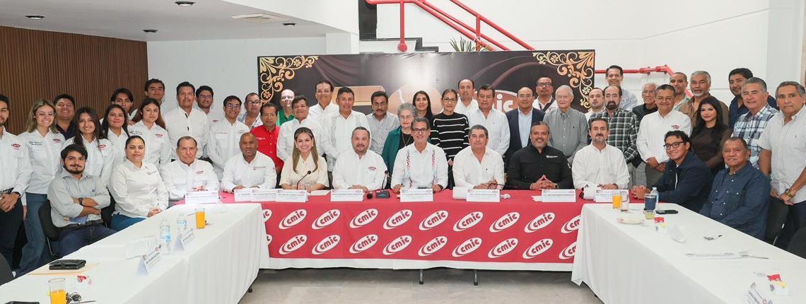 Presenta Gobierno de Ciudad Madero resultados históricos en inversión y programa de obra pública 2026 ante la CMIC Tamaulipas
